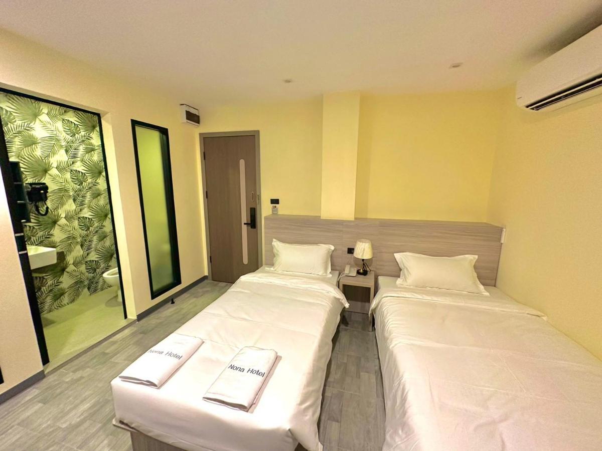 Nona Hotel, Bangkok Makkasan Luaran gambar
