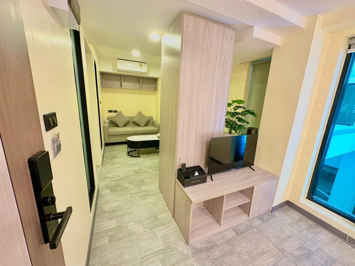 Nona Hotel, Bangkok Makkasan Luaran gambar